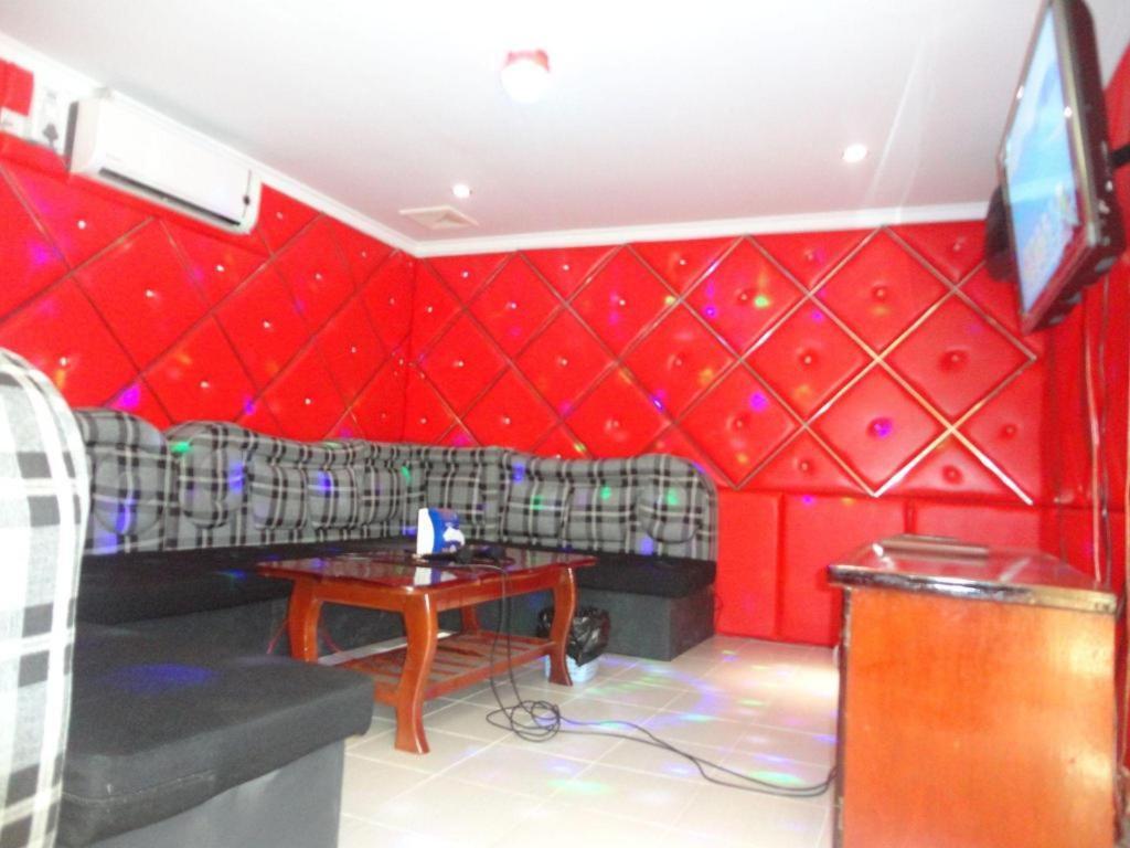 Strand Hotel 4*